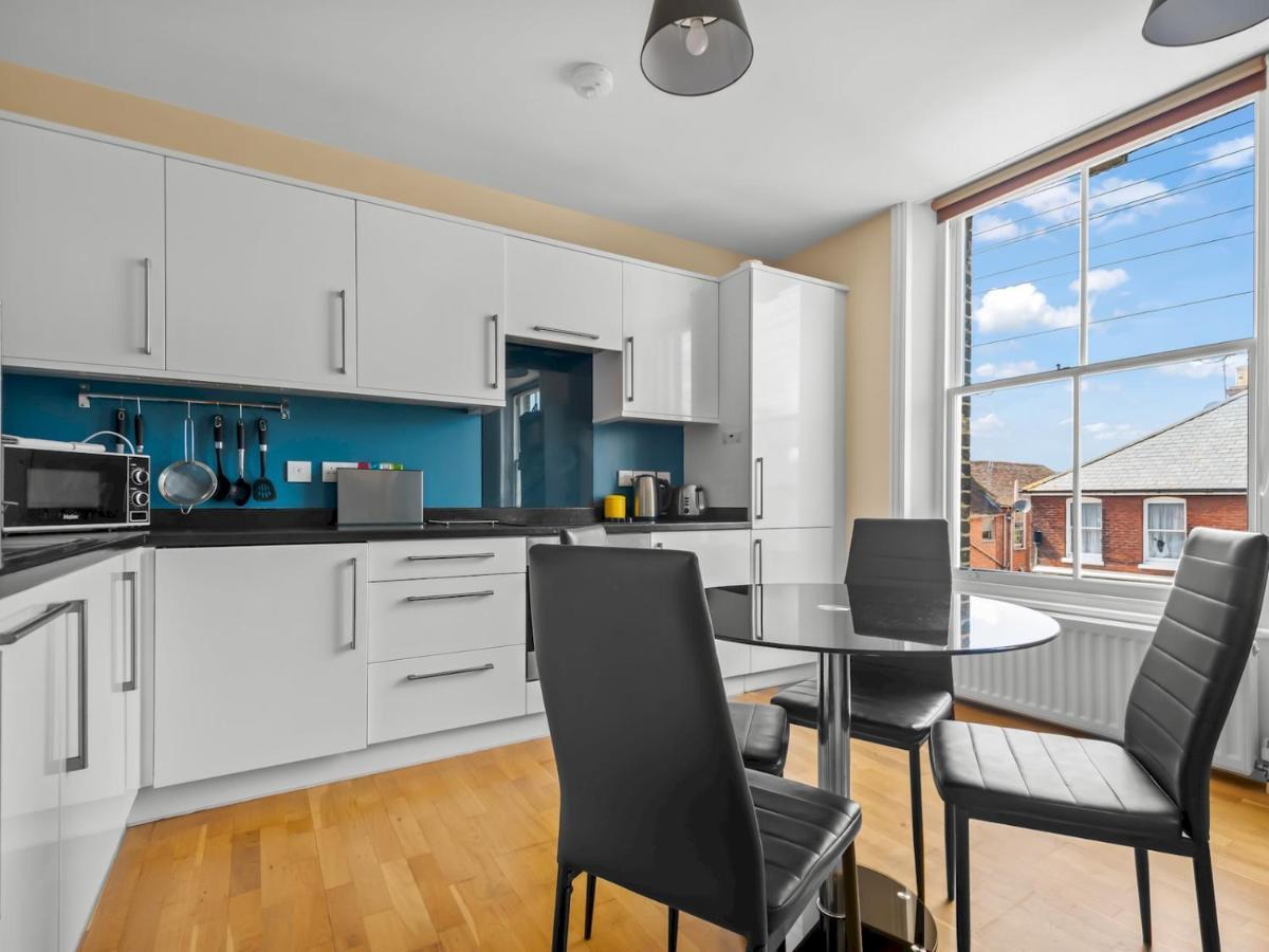 Pass The Keys Perfect 1-Bed Base In Canterbury With Parking Exterior photo